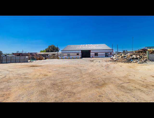 9,923M² WAREHOUSE FOR SALE IN BRACKENFELL INDUSTRIAL